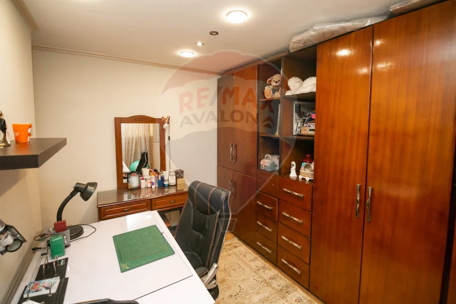 Apartment for sale 260 m Kafr Abdo (Branched from Ismailia st.)