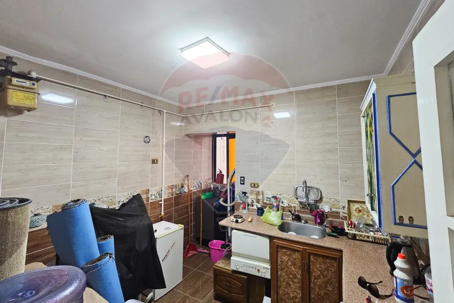 شقة اداري للإيجار المفروش 100 م سموحة (تعاونيات سموحة)