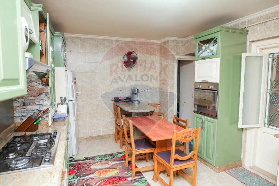 Apartment for sale 320m Smouha (Seif Tower. Branched From Albert Elawal St.)