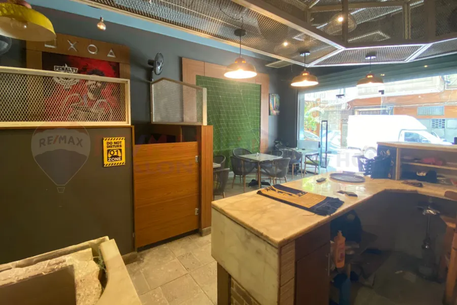 محل للبيع 75 م محرم بك (ش الصوالح)