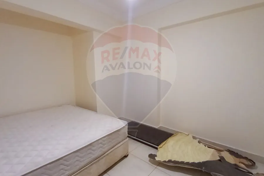 Apartment for sale 200 m Sidi Bishr (steps from the sea)