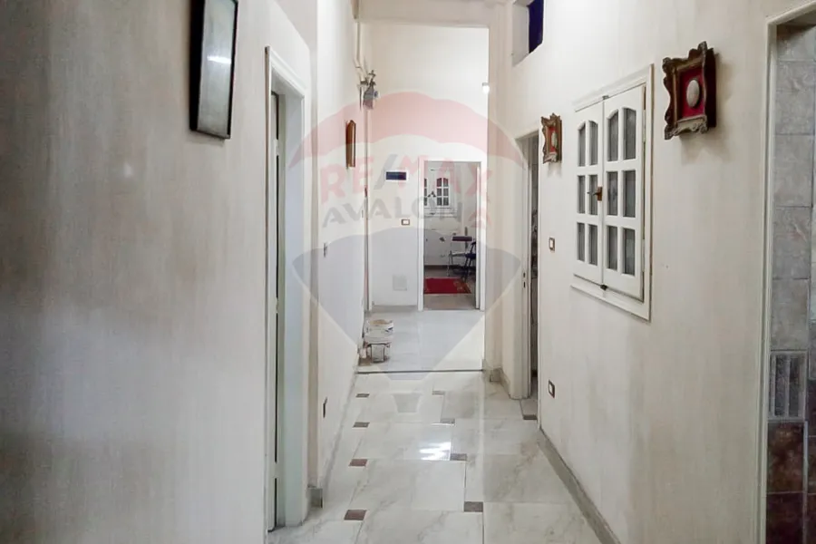 Commercial Headquarters For Rent 200 m (Mohamed Karim St.)