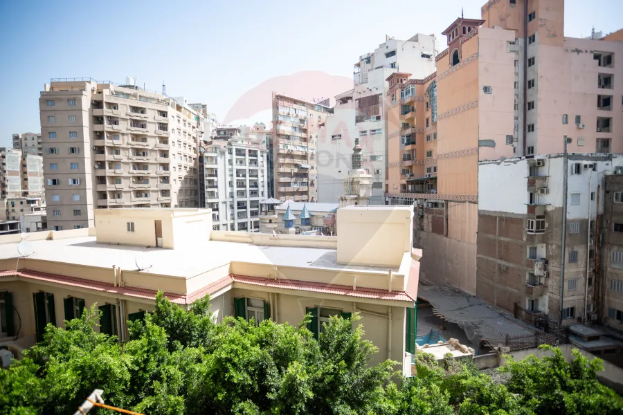 Apartment for sale 200 m Gleem (Near the Jewelry Palace)