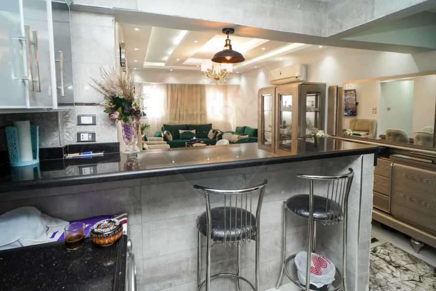 Furnished Apartment for rent 100 m Smouha (Steps from Fawzy Moaaz st)