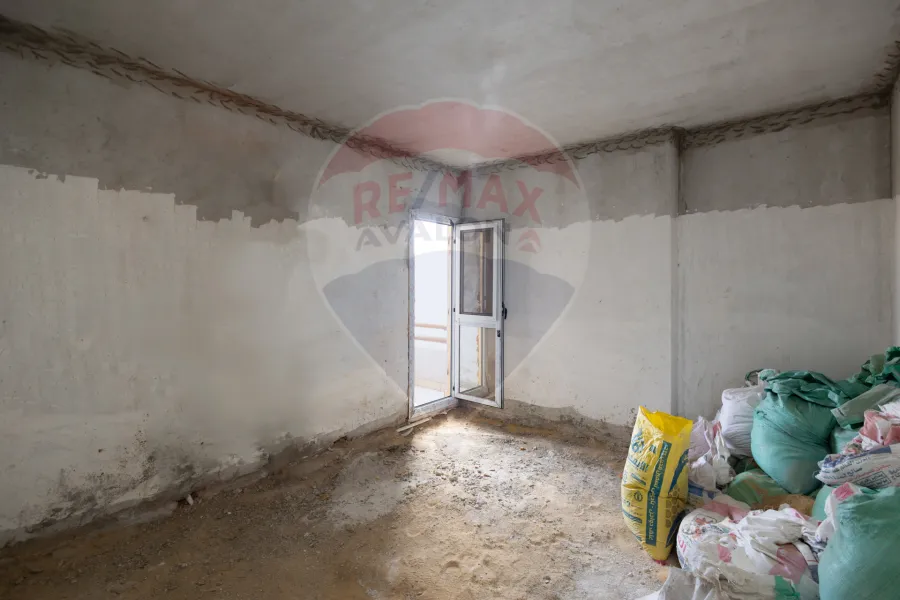 Apartment for sale 220 m Stanly (Stanly towers - steps from the sea)