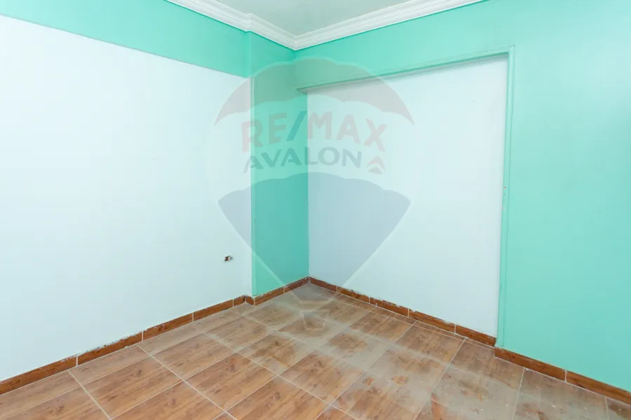 شقة للبيع 120م ميامي (ش جمال عبد الناصر)