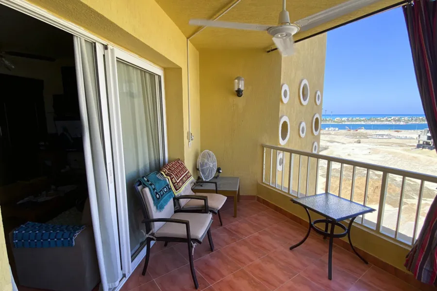 شاليه علوي للبيع ( بورتو مارينا - مارينا 3)