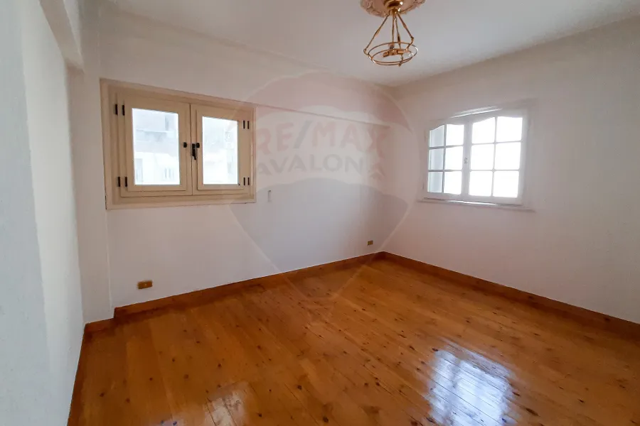 Apartment For Sale 250 m Elebrahmya (Abo Qer Main St.)