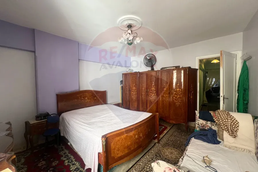 Apartment for sale 150 m Moharam Bek (El Rassafa St)