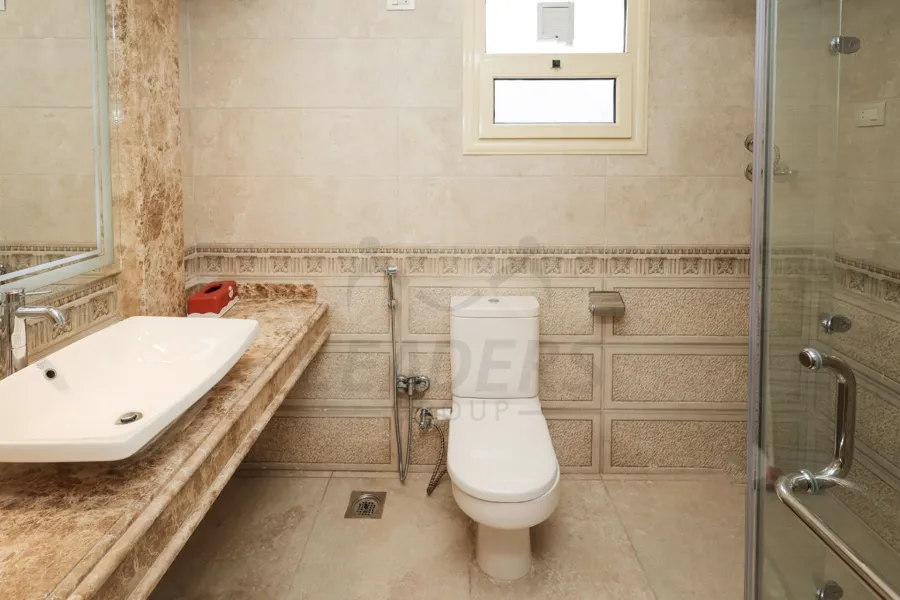 شقه للبيع 385 م سموحه (14 مايو)