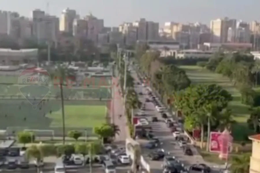 شقة للبيع 265 م سبورتنج (امام نادي سبورتنج مباشرة)