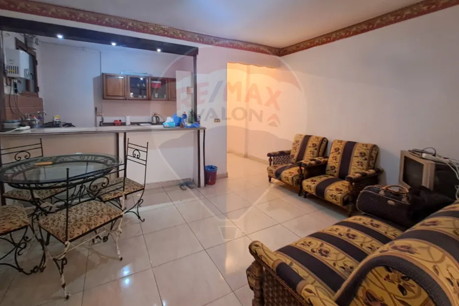 Apartment for sale 100 m Saba Basha (directly on the sea)