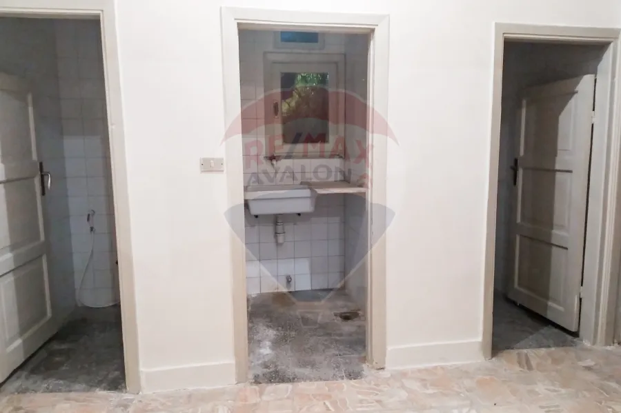 محل تجارى للبيع 191 م ثروت (ش عبد الخالق ثروت)