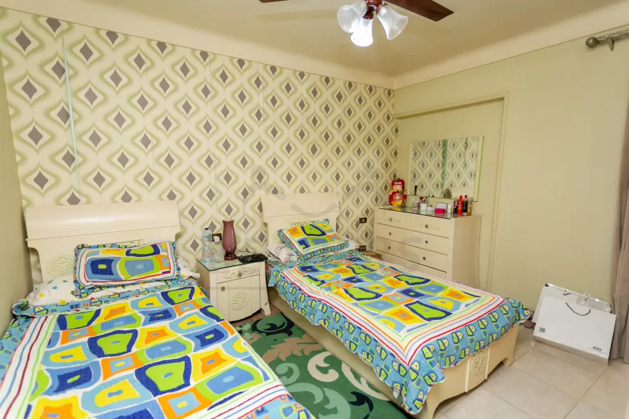 شقة للبيع 200 م الابراهيميه (ش الحجاز)