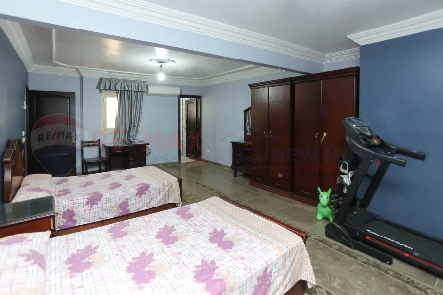 Apartment for sale 250 m Sporting (Port Said main st.)