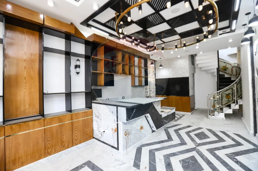 محل تجارى + ميزان للبيع 105 م بشاير الخير 3 ( الداون تاون )