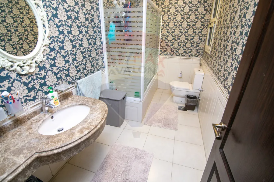 شقة للبيع 223 م سموحة (أنطونيادس سيتي)