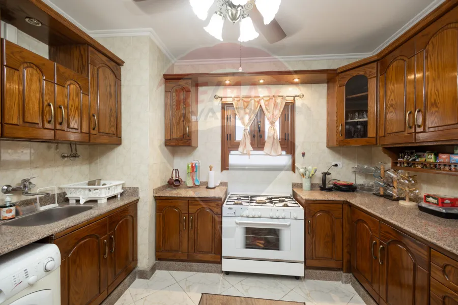 Ground chalet + Garden for Sale north coast (Granada village)