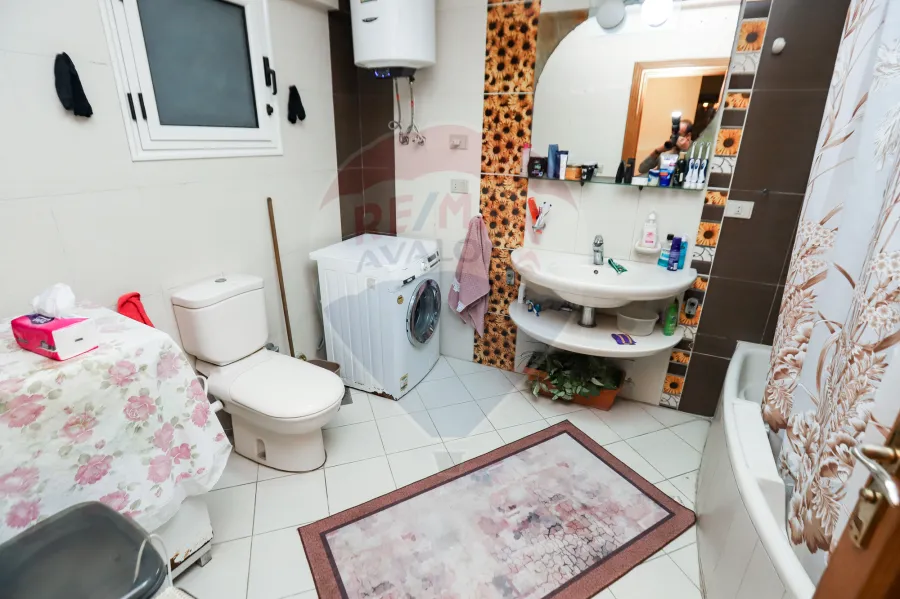 Apartment For Sale 270 m Sporting ( El Horeya St.)