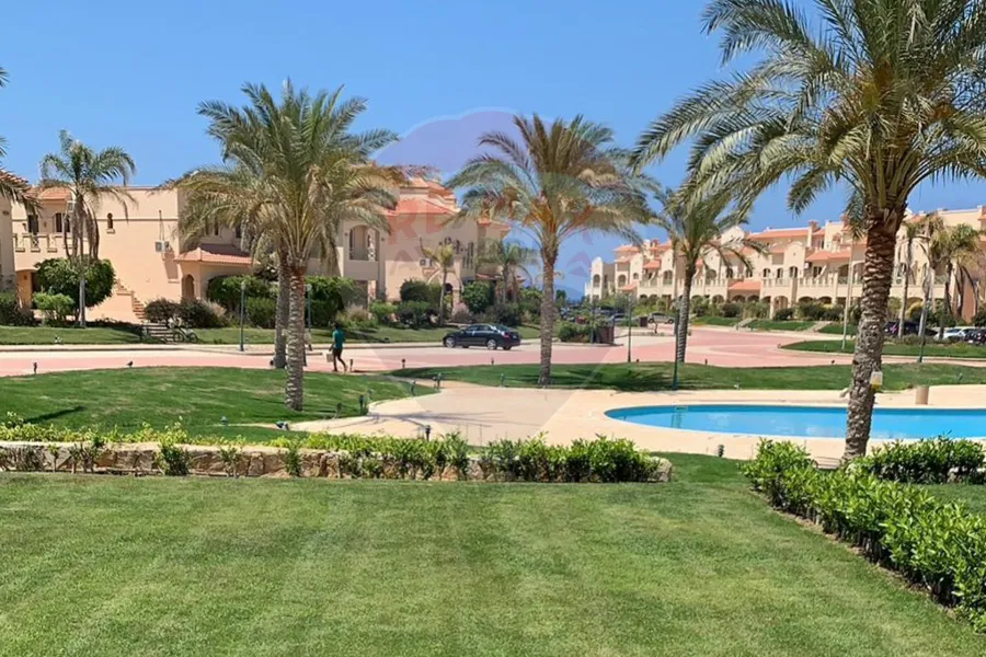 شاليه أرضى + حديقة للبيع الساحل (لافيستا باي)