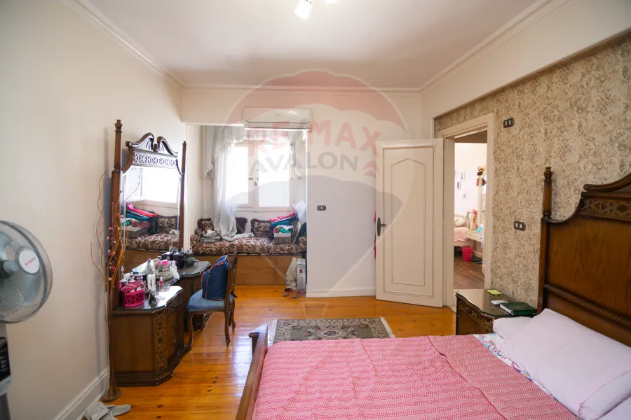 Apartment for sale 200 m Gleem (Adly Yakn st)