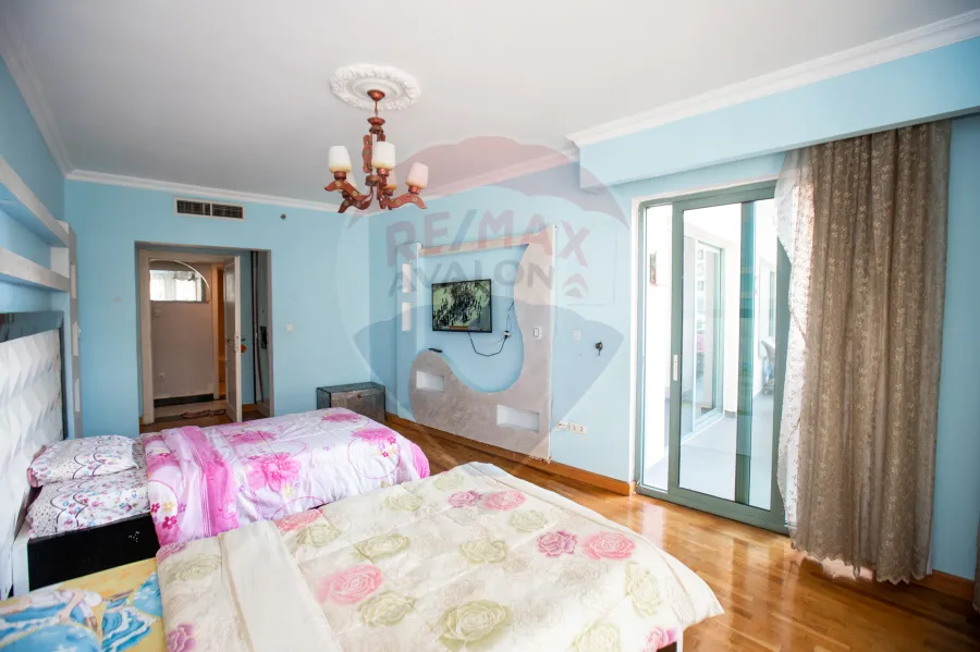 شقه للإيجارالمفروش 267 م سان ستيفانو (الفورسيزون)