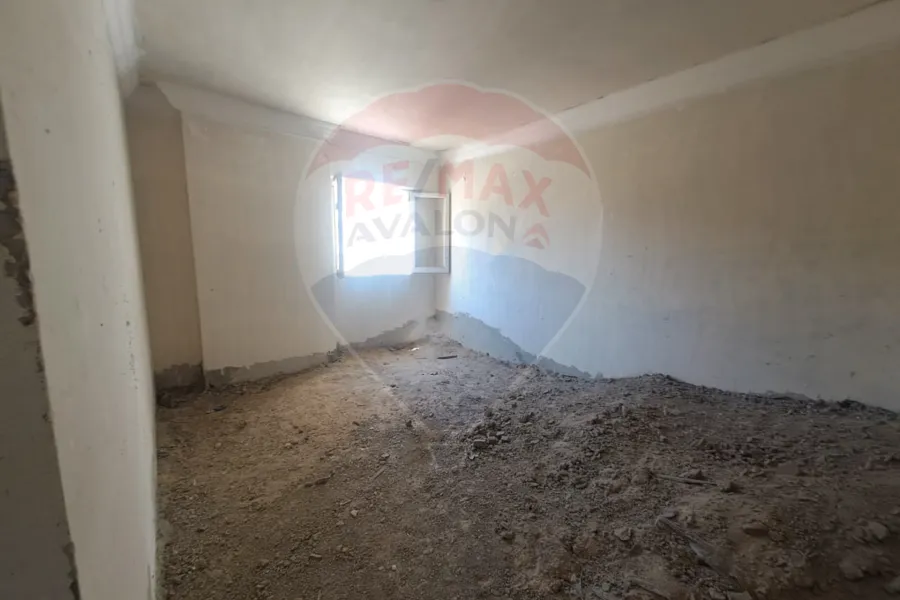 شقة للبيع 150 م كليوباترا (على الترام مباشرة) - اول سكن