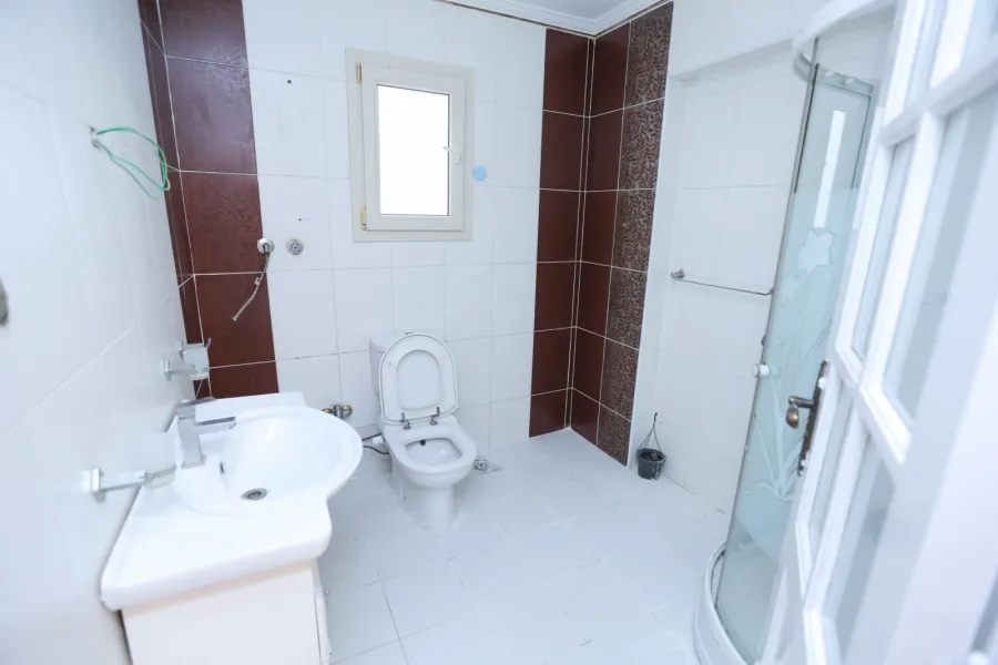 شقة للبيع 260م وابور المياه (ش محمد مسعود)