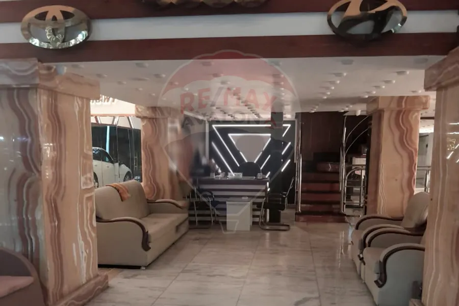 Showroom for sale 385 m (Hannoville - Maali El Salam St.)