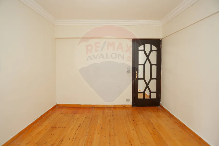 Apartment for sale 270 m Smouha (Fawzy Moaz St directly)