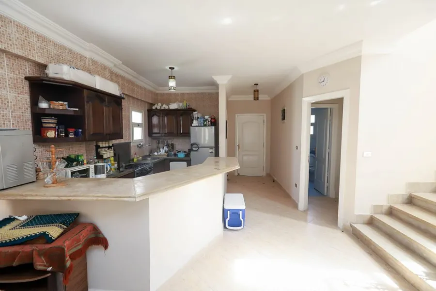 فيلا مستقلة للبيع 370م الساحل الشمالي (قرية نيس2 - ك64)