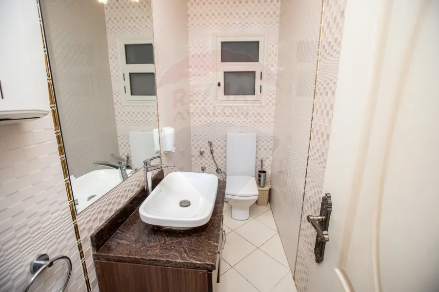 شقة للبيع  293 م لوران (ش عبد السلام عرف - عمارة براند )