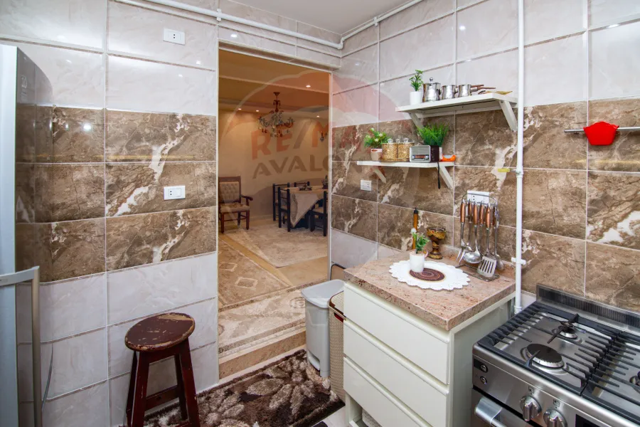 شقة للبيع 150 م ميامي (خطوات من ش العيسوي)