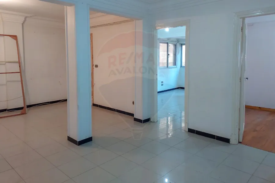 Apartment for rent 130 m Stanly (Shahdy basha St.)