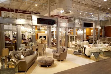 محل + ميزان للبيع 750 م لوران (ش أبو قير مباشرة)