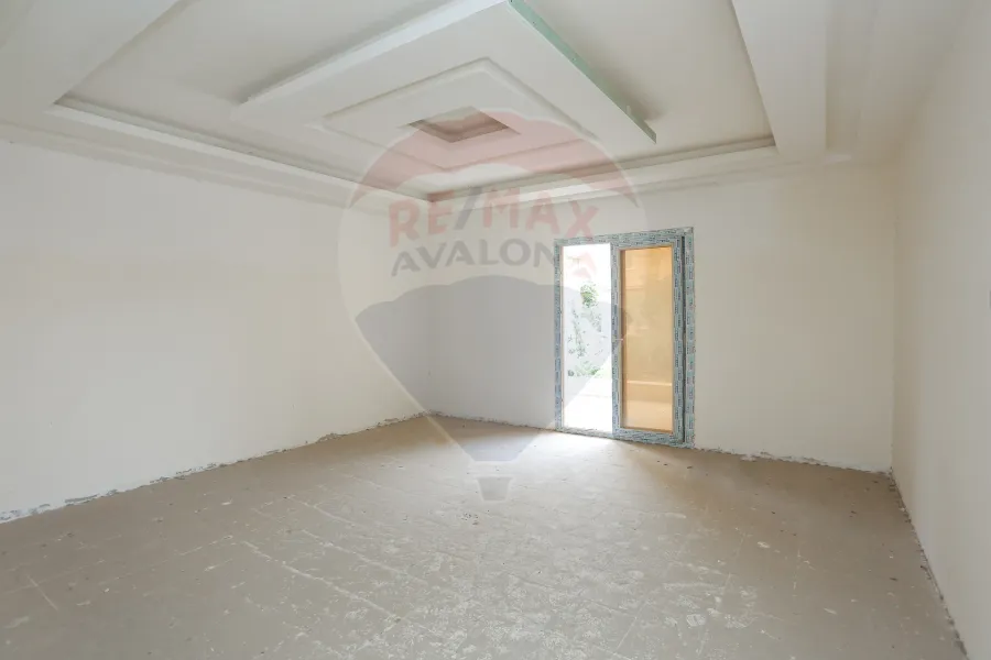 Villa for sale 430 m Moharam Bek (Miroza City Center) immediate delivery