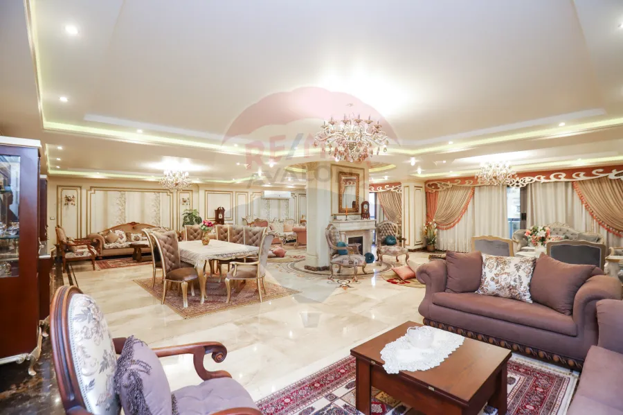 شقة للبيع 575م سموحة (ش فوزي معاذ الرئيسي)