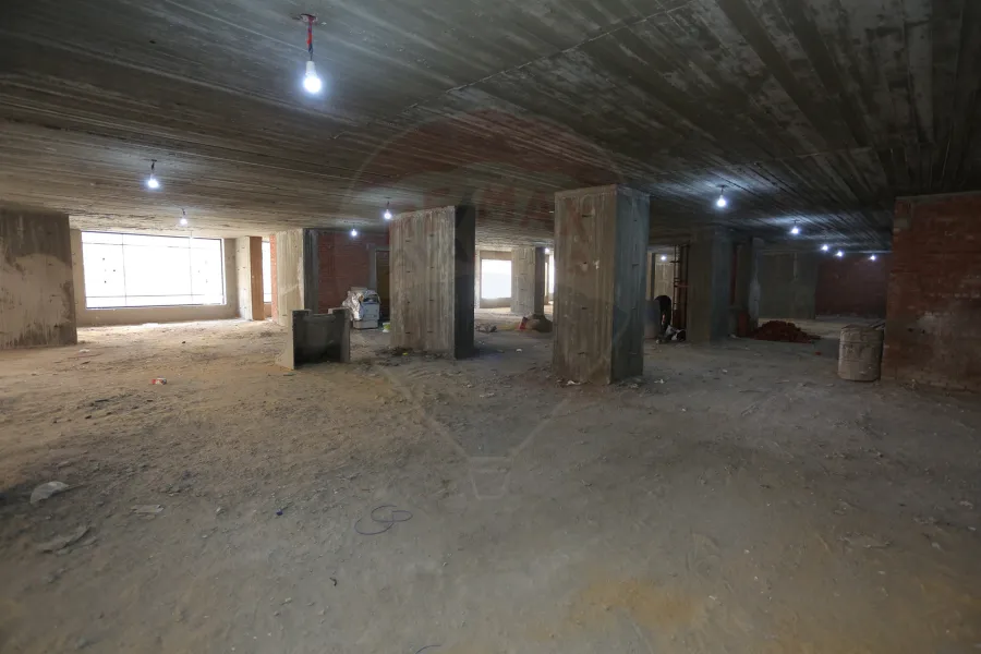 Mezzanine for rent 770 m San Stefano (directly on the tram)