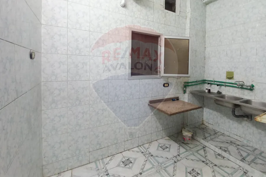 Administrative headquarters for rent, 100 m, Zizinia (steps from Abu Qir Street)