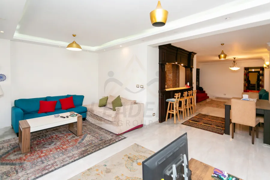 شقة للبيع 160 م سموحه (ش ادمون فريمون)