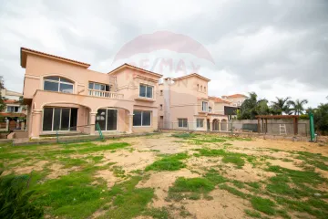 Villa for sale 750 m King Mariout (Alex West compound)