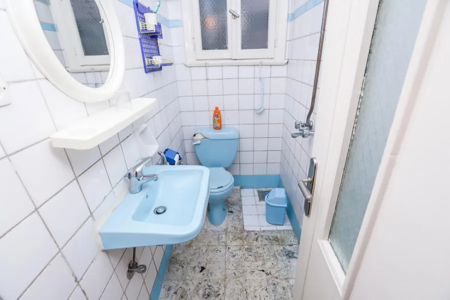 شقة للايجار250م الوزارة (ش الفتح)