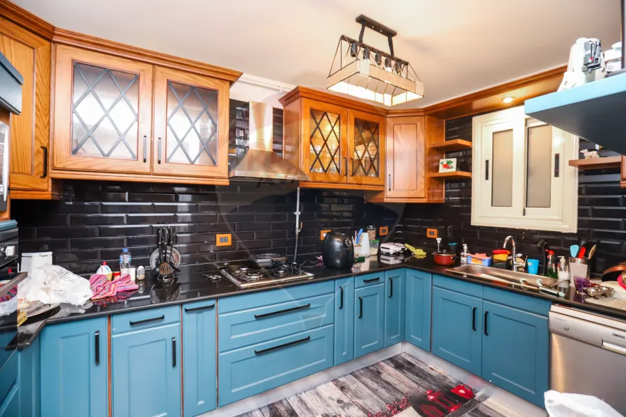 شقة دوبلكس للبيع 308 م سموحة (ش فوزى معاذ)