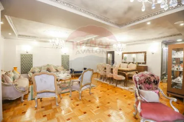 شقة للبيع 240 م كفر عبده (ش الأسماعيلية)