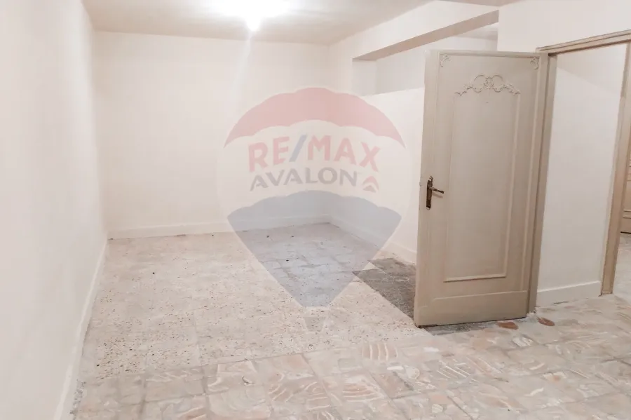 محل تجارى للبيع 191 م ثروت (ش عبد الخالق ثروت)