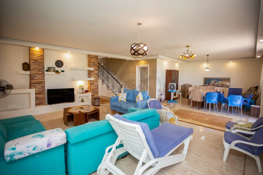 فيلا ستاند الون للبيع (مارينا 5 لسان الوزراء - الساحل) 1,200 م