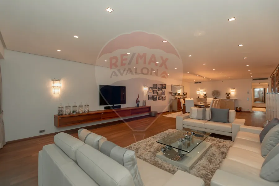 Apartment for sale 365 m San Stefano (Four Seasons)