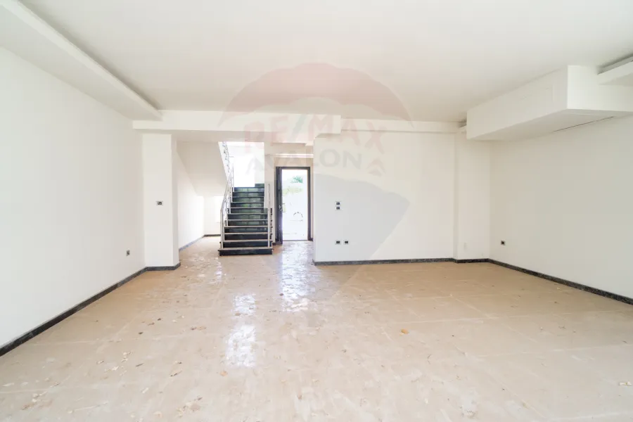 Villa Twin House for sale 280 m North Coast (Sidra Village)