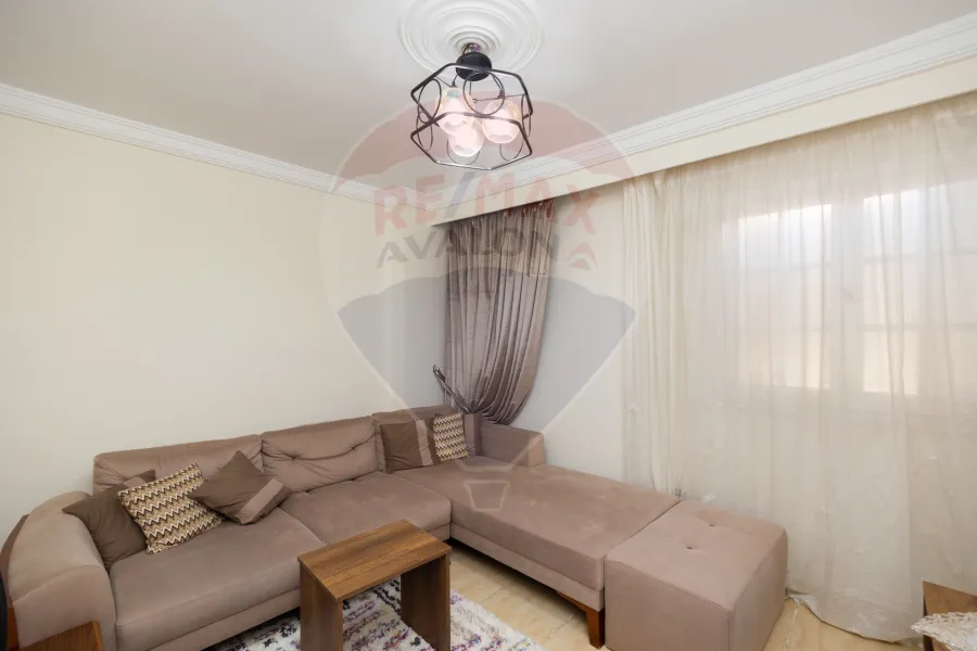 شقه للبيع  140 م سيدي بشر (تاني نمره من البحر )