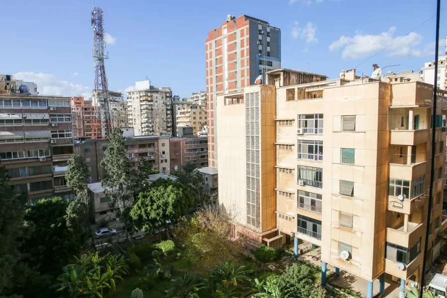Apartment For Sale 190m Gleem (El-Ezaa St.- Steps From Abou Keir St.)